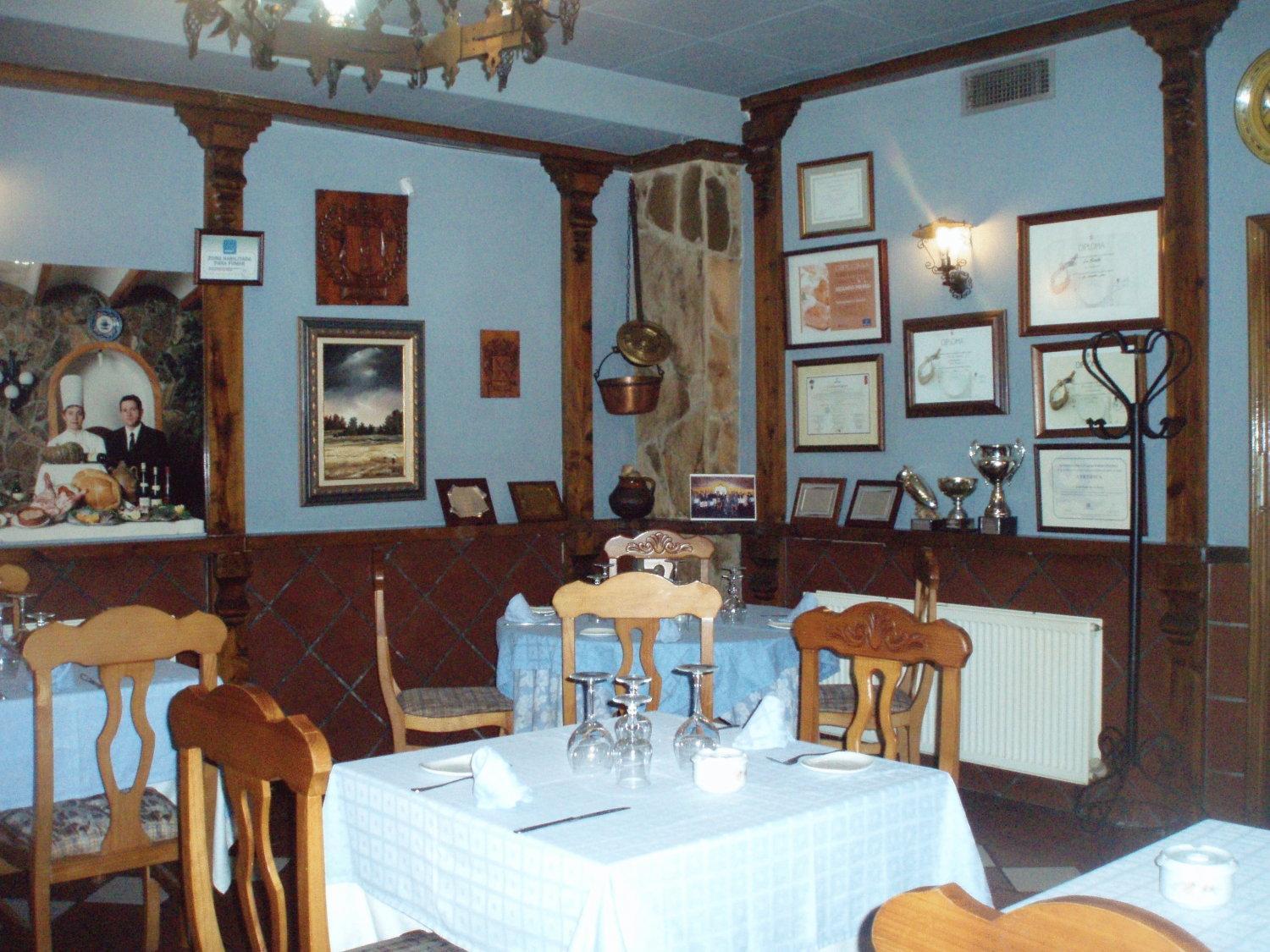 Hostal Restaurante La Muralla Canete  Luaran gambar